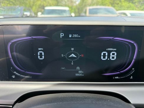 Used 2025 Kia Seltos S FWD image 4