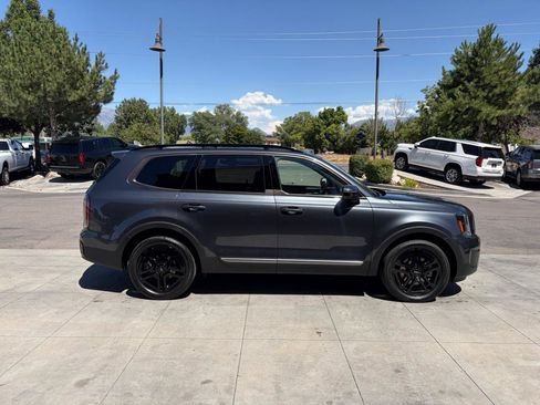 Used 2023 Kia Telluride SX Prestige X-Line AWD/4WD image 3