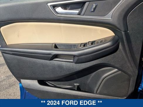 Used 2024 Ford Edge SEL w/ Convenience Package image 10