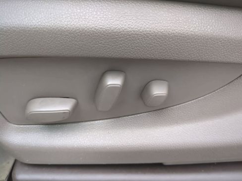 Used 2019 GMC Yukon XL Denali w/ Denali Ultimate Package image 17