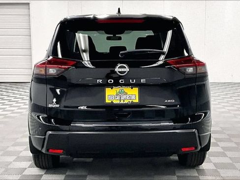 Used 2026 Nissan Rogue SV AWD/4WD image 5