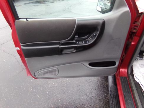 Used 2005 Ford Ranger XLT image 11