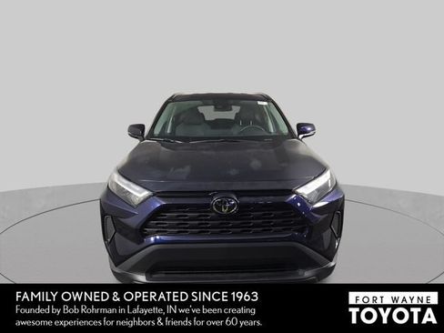 Used 2025 Toyota RAV4 XLE FWD image 3