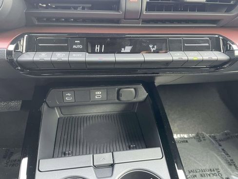 New 2026 Toyota Prius Plug-In Hybrid image 39