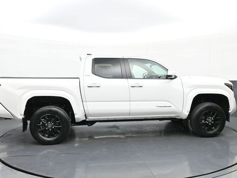 Used 2024 Toyota Tacoma SR5 AWD/4WD image 2