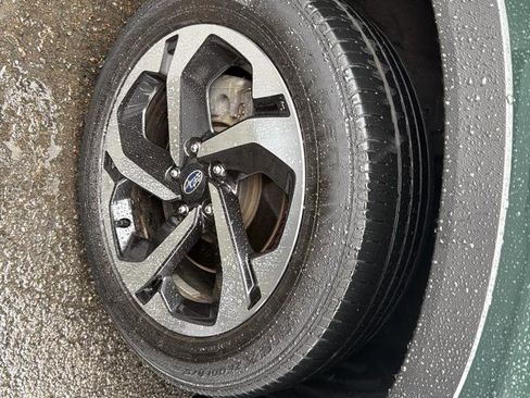 Used 2023 Subaru Forester Touring AWD/4WD image 6