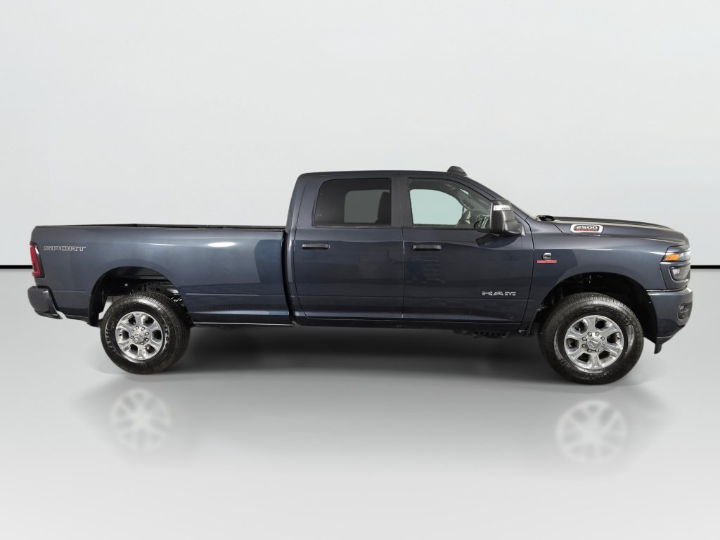 New 2026 RAM 2500 Big Horn AWD/4WD image 4