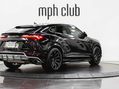 Used 2021 Lamborghini Urus image 6