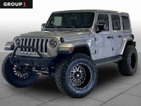 Used 2019 Jeep Wrangler Unlimited Sahara AWD/4WD image 1