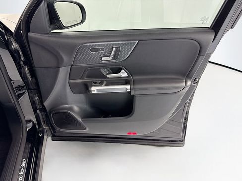 Certified 2024 Mercedes-Benz GLB 250 GLB 250 image 24