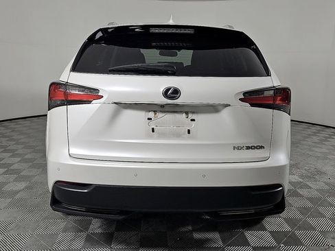 Used 2017 Lexus NX 300h AWD image 5