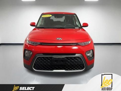Used 2021 Kia Soul S FWD image 9