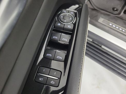 Used 2023 Cadillac Escalade Sport w/ Touring Package AWD/4WD image 21