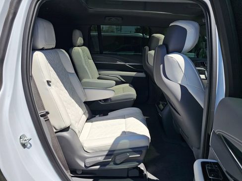 New 2026 Cadillac Escalade IQL Luxury AWD/4WD image 12