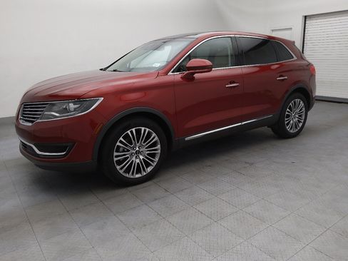 Used 2016 Lincoln MKX Reserve w/ Climate Package image 2