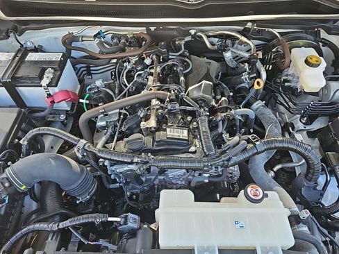 Used 2024 Toyota Tacoma SR5 RWD image 32