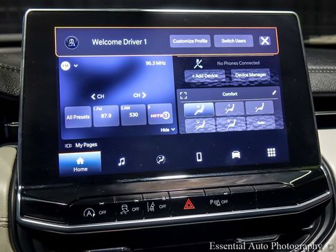 Used 2025 Jeep Compass Limited AWD/4WD image 19