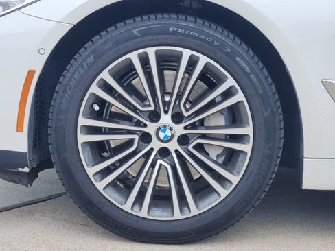 Used 2020 BMW 530i w/ Convenience Package RWD image 10