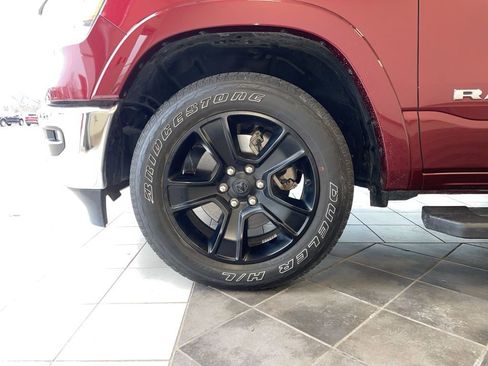 Used 2019 RAM 1500 Laramie image 18