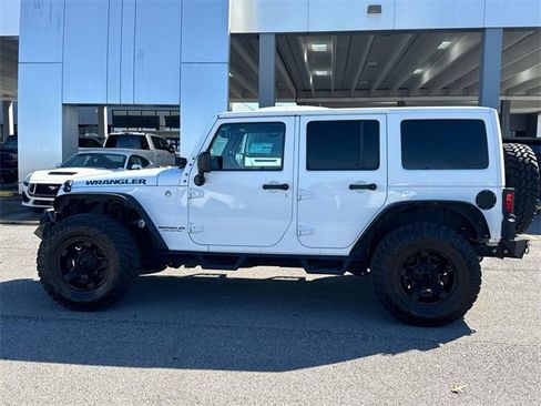 Used 2017 Jeep Wrangler Unlimited Sport image 8