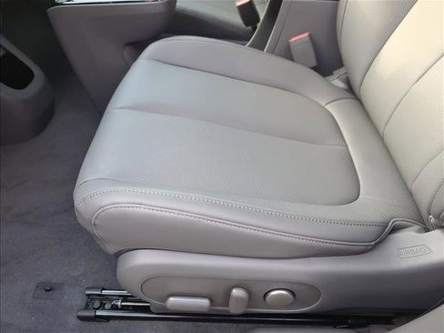 New 2026 Hyundai Ioniq 5 SEL image 4