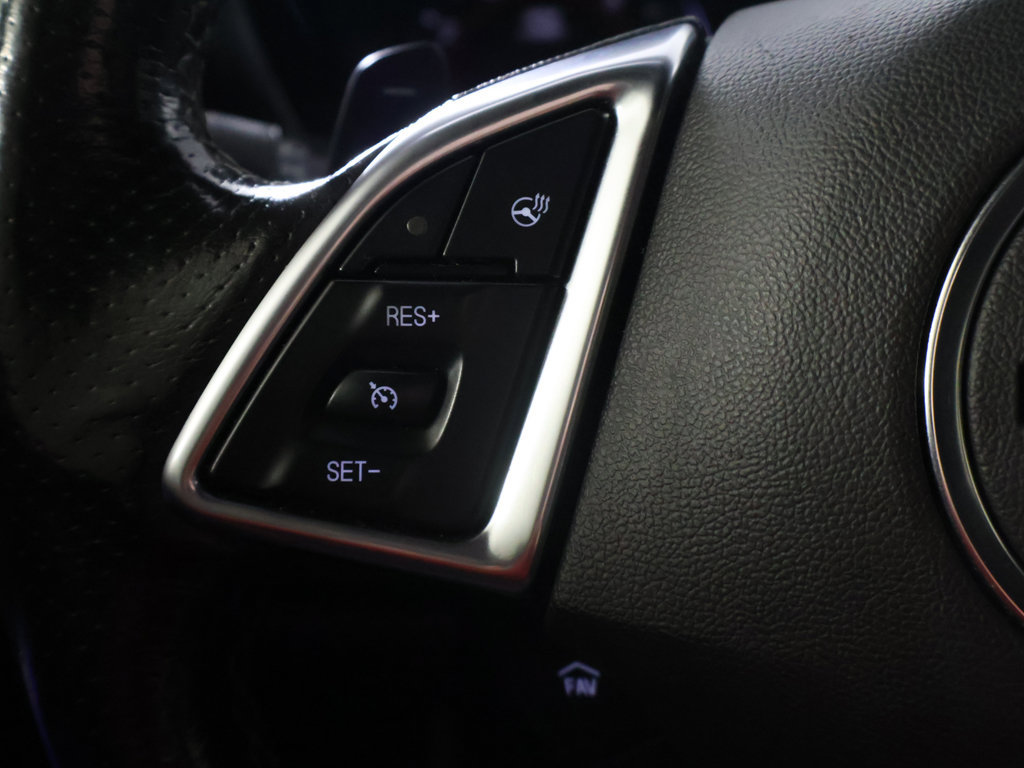 Used 2020 Chevrolet Camaro SS RWD image 34