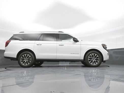 Used 2025 Ford Expedition Max Platinum image 43