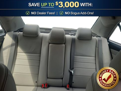 Used 2017 Toyota Camry XLE w/ Moonroof Package FWD image 21
