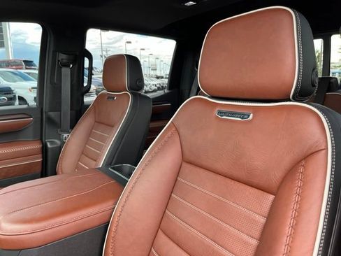 Used 2026 GMC Sierra 1500 Denali Ultimate AWD/4WD image 13