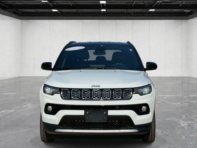 Used 2025 Jeep Compass Limited AWD/4WD image 8