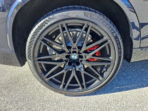 Used 2024 BMW X5 M Competition w/ Executive Package image 18