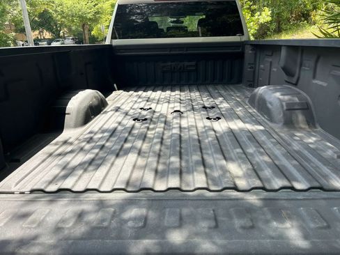 Used 2021 GMC Sierra 3500 4x4 Crew Cab w/ Gooseneck/5TH Wheel Package image 13