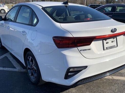 Used 2020 Kia Forte LXS image 9