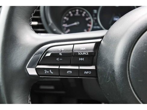 Used 2025 MAZDA MAZDA3 s FWD image 15