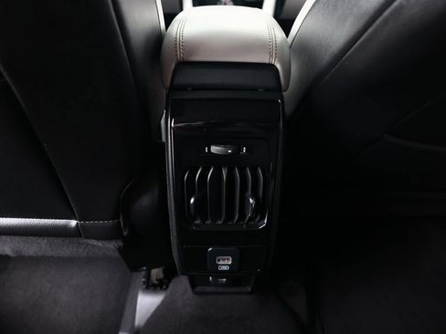 Used 2022 Jeep Compass Limited w/ Sun and Sound Group AWD/4WD image 32