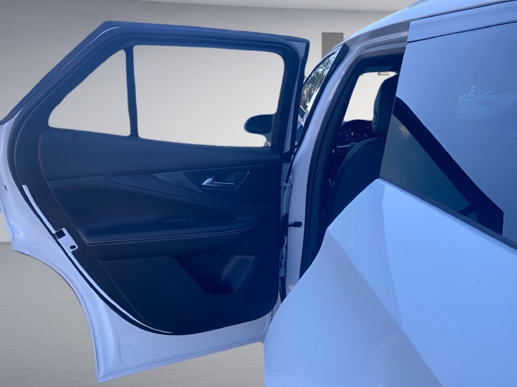 Used 2024 Chevrolet Blazer EV LT AWD/4WD image 16