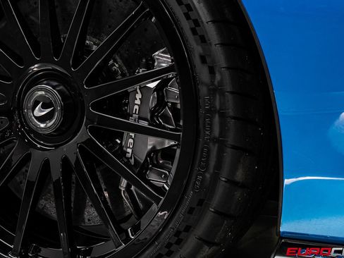 Used 2020 McLaren 620R RWD image 32