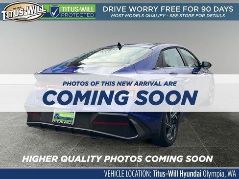 Used 2025 Hyundai Elantra Limited image 4