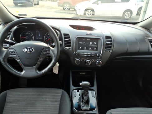 Used 2018 Kia Forte LX w/ LX Popular Package FWD image 7