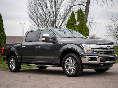 Used 2019 Ford F150 Lariat w/ Equipment Group 502A Luxury image 3