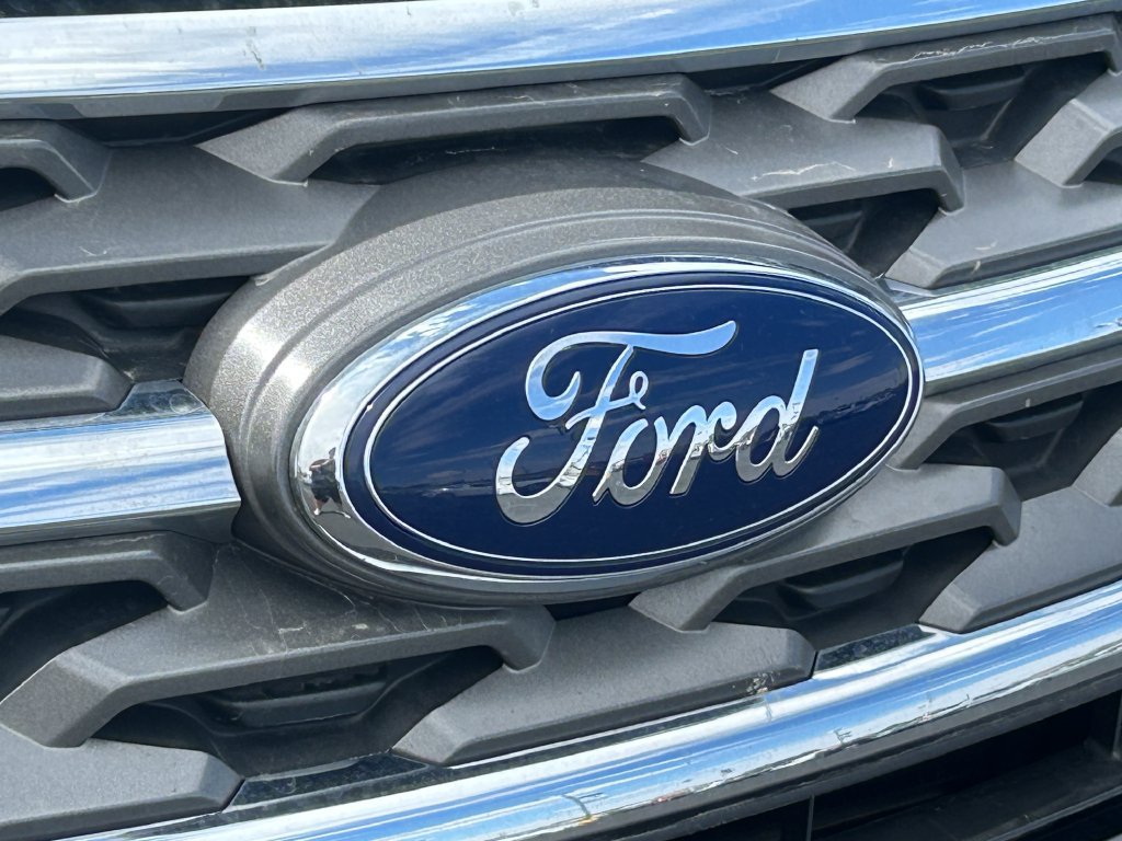 Used 2018 Ford Explorer 4WD w/ Class II Trailer Tow Package image 10