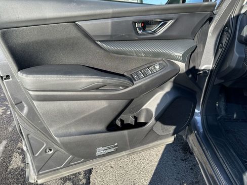 Used 2023 Subaru Ascent Premium w/ Convenience Package image 19