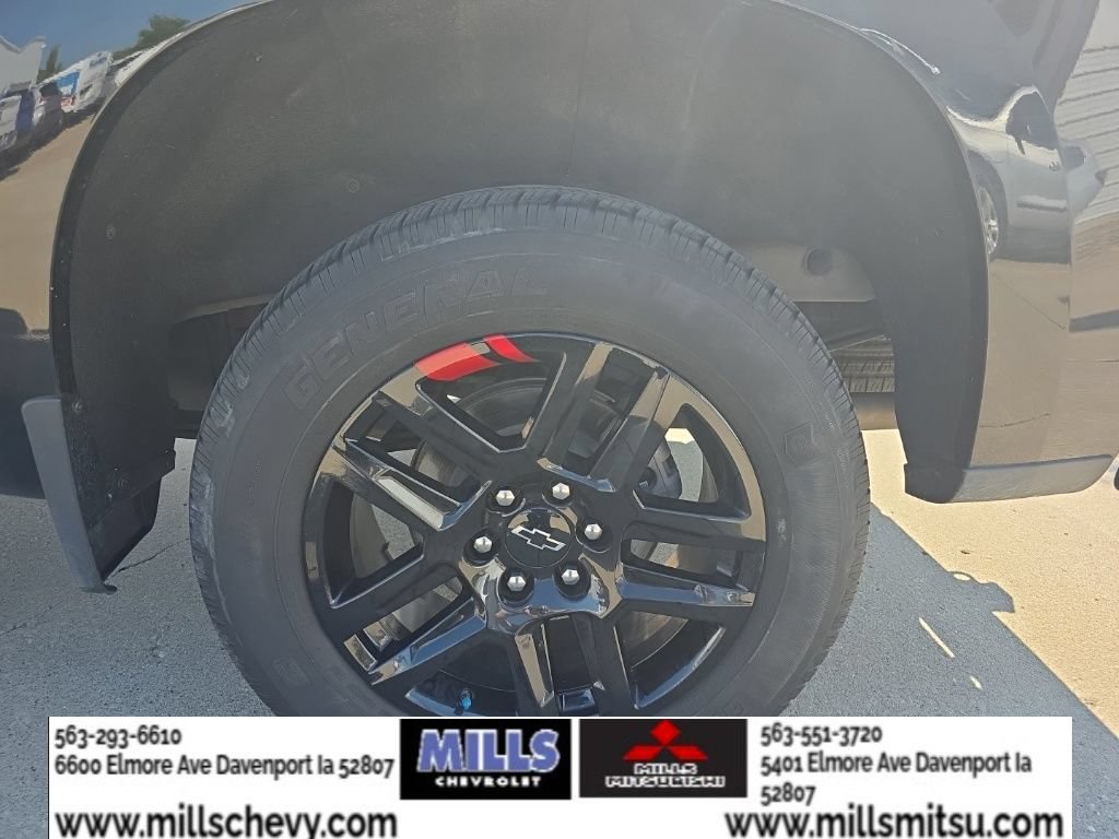 Used 2023 Chevrolet Silverado 1500 RST w/ Redline Edition AWD/4WD image 21