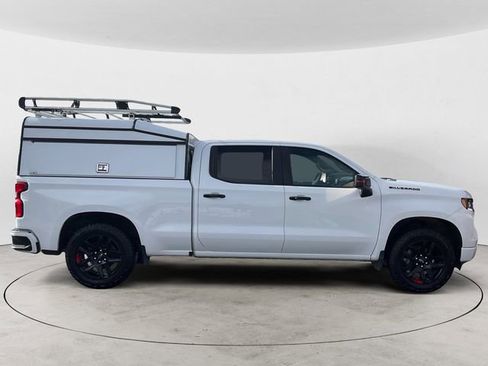 Used 2022 Chevrolet Silverado 1500 RST w/ Redline Edition AWD/4WD image 6