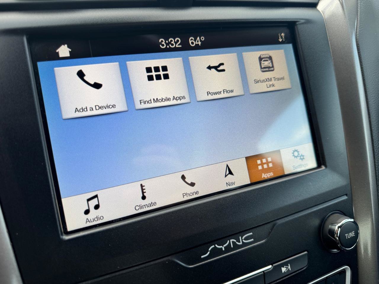 Used 2019 Ford Fusion SE FWD image 20
