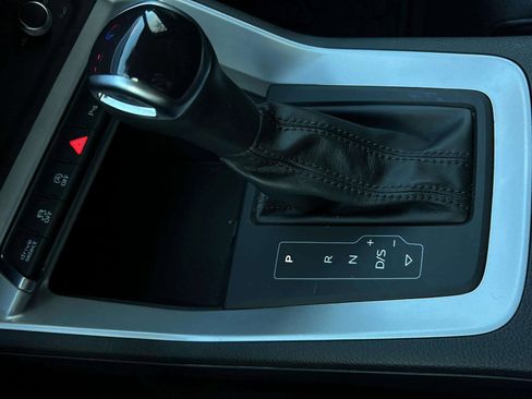 Used 2022 Audi Q3 2.0T Premium image 28