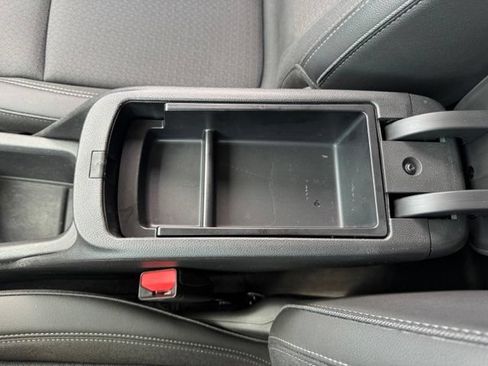 Used 2023 Buick Encore GX Select AWD/4WD image 22