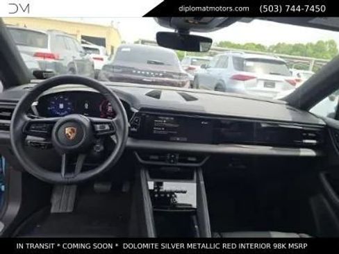 Used 2025 Porsche Macan 4 Electric AWD/4WD image 11