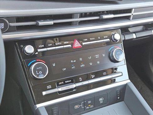 New 2026 Hyundai Santa Fe XRT AWD/4WD image 17