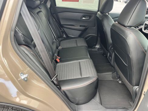 Used 2026 Nissan Rogue SV AWD/4WD image 49